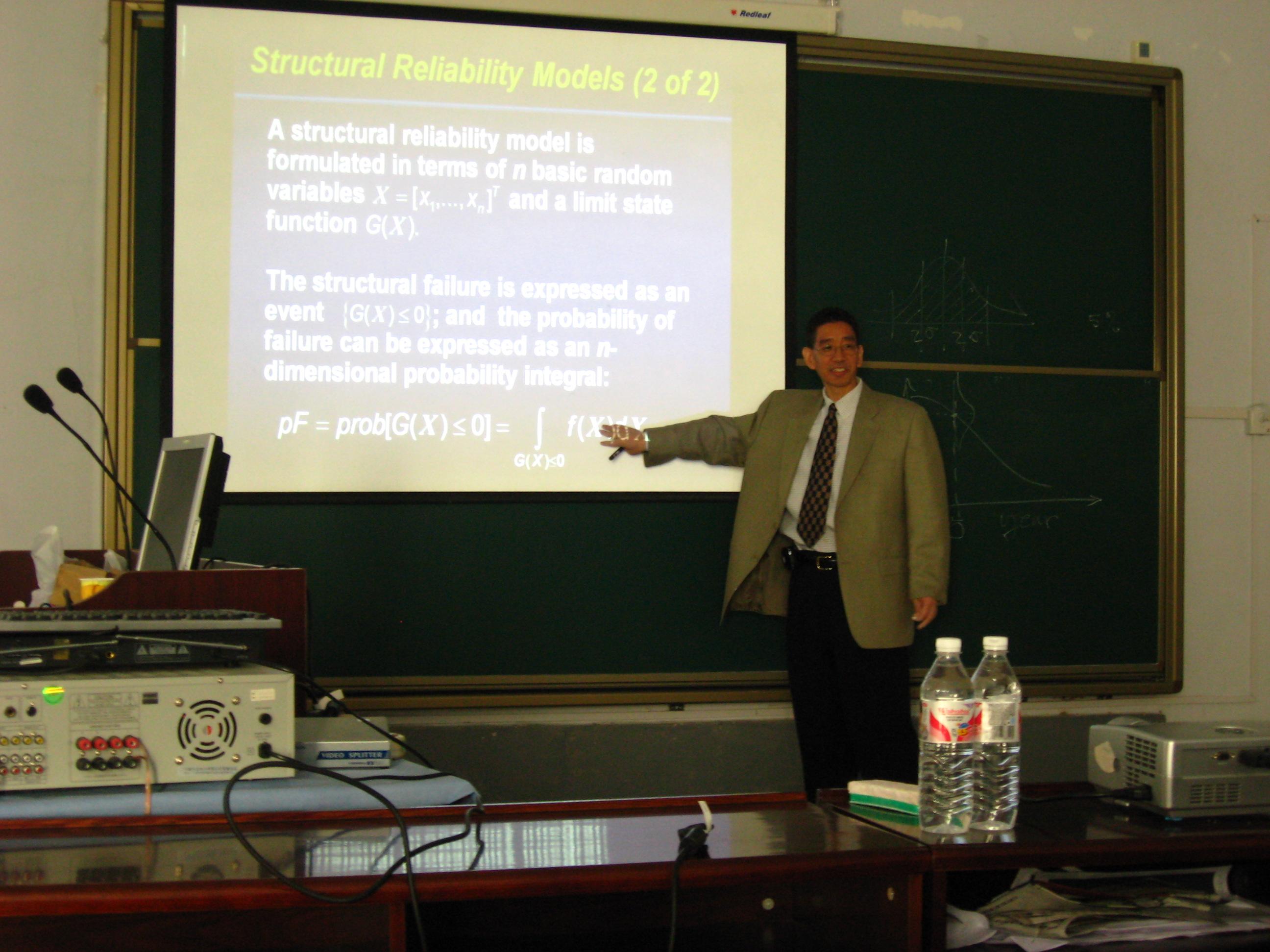 美国德州大学奥斯汀分校Zhanmin Zhang教授莅临我校日本av
参观访问